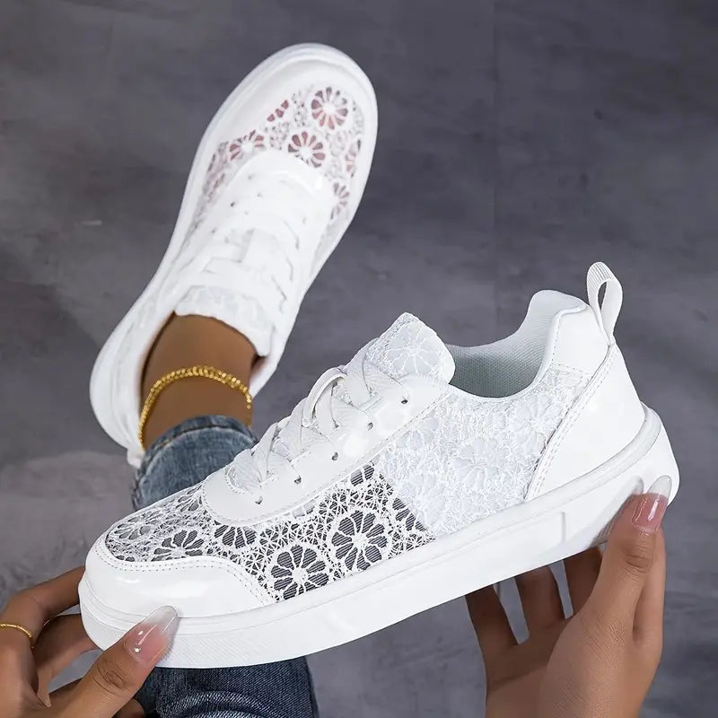 Women'S Lightweight Breathable Mesh Slip-On Sneakers - White Low-Top Walking & Skate Shoes with Golden Accents