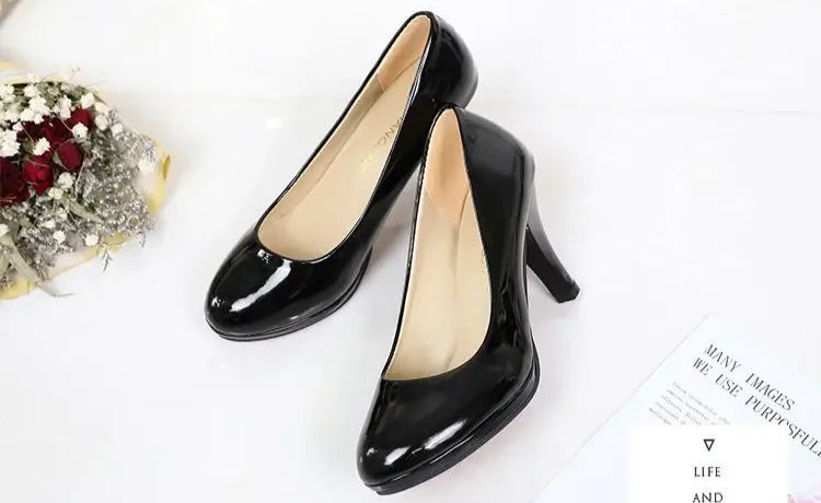 Plus Size European And American Style High Heel Sandals Women's 2025 New Design Thick Heel One Character Strap Head High Heels