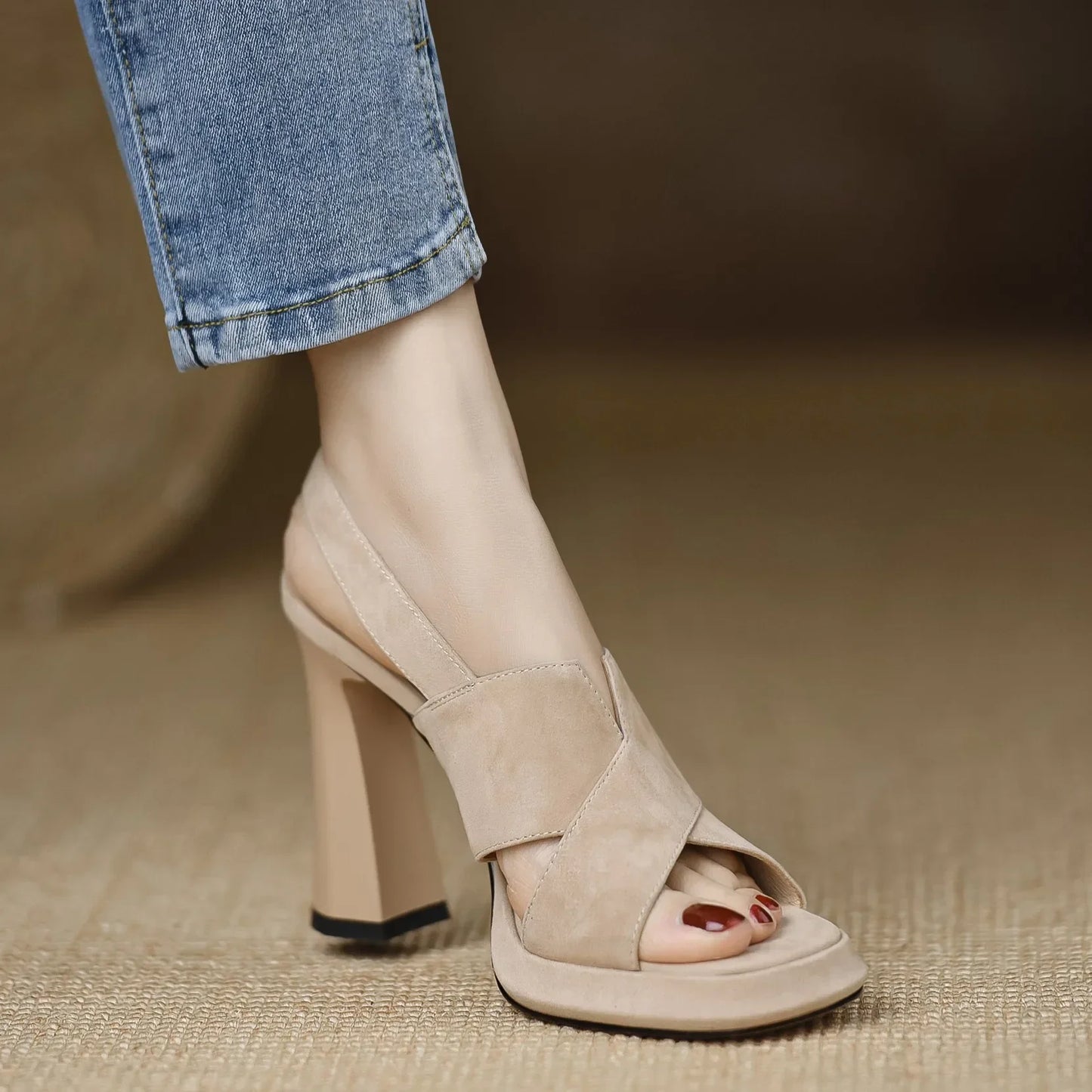 Heels Shoes Women Sandals Square Toe Thick Heeled Pumps Elegant Back Strap Black Leather Shoes 39 40 Sizes Outside