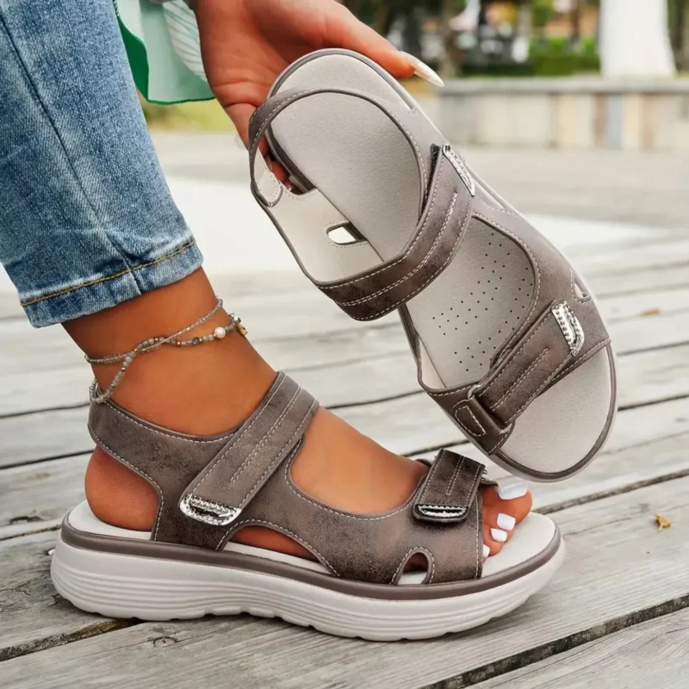 Sandals Fashion Durable Sandals Ladies2025 New Travel Women Shoes Outdoor Beach Slippers Lightweight Platform Sandals