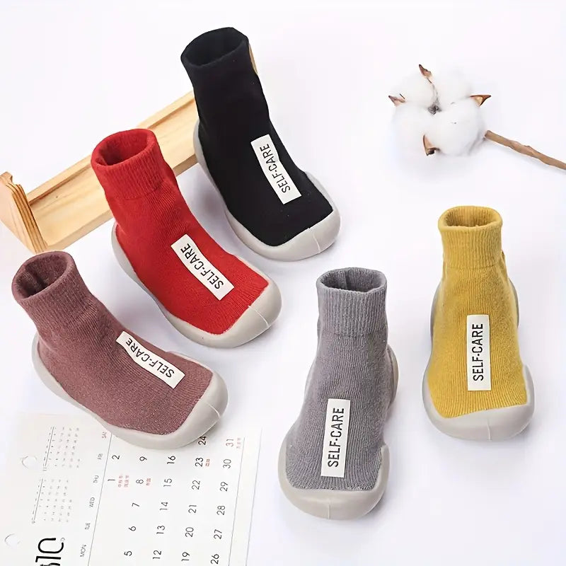 Adorable and Comfortable Sock Shoes: Easy-to-wear Step-on Shoes for Children, Boys and Girls