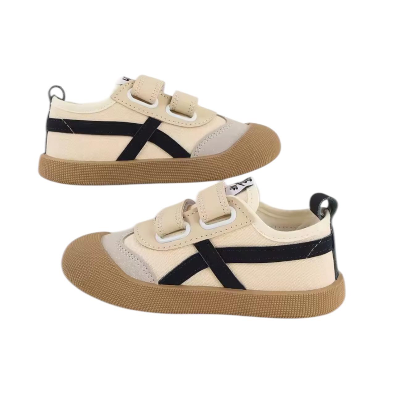Spring and Autumn 2024 New Korean version of indoor girls canvas shoe